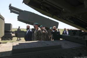 [VIDEO] Prezydent na ćwiczeniach wojskowych w Rumunii