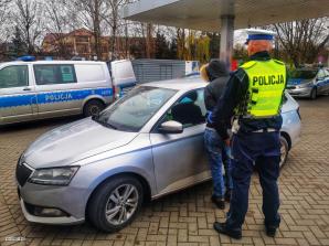 Dwóch uzbekistańczyków przewoziło ośmiu obywateli Iraku