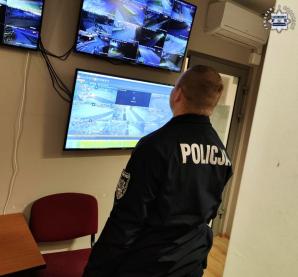 [VIDEO] Ukradł 4-dniowego baranka z żywej szopki - dzielnicowy uratował życie maleństwa