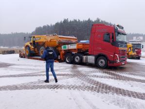 [VIDEO] Właściciel pojazdów dziękuje Krzysztofowi Rutkowskiemu za skuteczną pomoc w odzyskaniu wozideł wartych 4 miliony. Ostatnia sztuka wróciła dzisiaj do właściciela! 