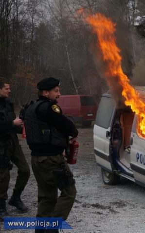 Napad na konwój cennych przesyłek. Spektakularne ćwiczenia w Katowicach