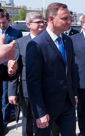 Centralne obchody Dnia Strażaka z udziałem Premier Beaty Szydło