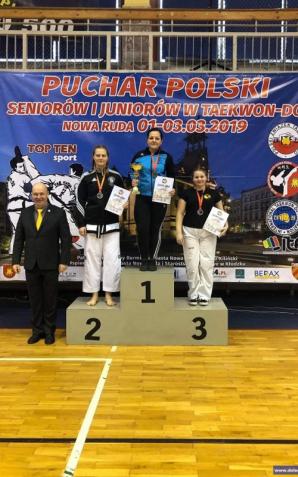 Złoty i brązowy medal dla legnickiej policjantki w Pucharze Polski Seniorów i Juniorów w TAEKWON - DO