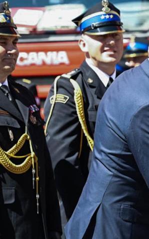 Obchody Dnia Strażaka na Warmii i Mazurach z udziałem wiceministra Błażeja Pobożego