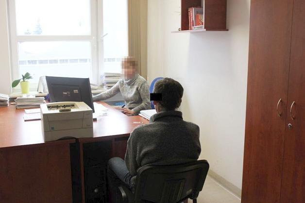 Śledził kobiety i zrywał im kolczyki