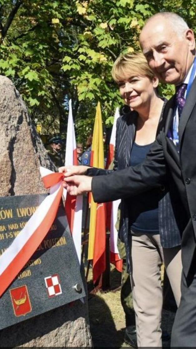 Pomnik Lotników Lwowskich odsłonięty
