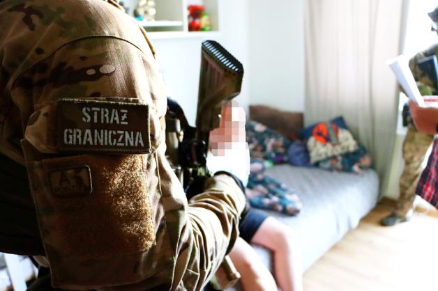 [VIDEO] Areszt dla 11 osób podejrzanych o obrót ponad 90 kg narkotyków